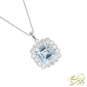 گردنبند زنانه با سنگ اکوامارین تراش مربعی و طلای سفید