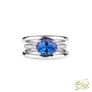 حلقه طلای سفید زنانه با نگین تانزانایت بیضی تک طلا