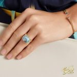 عکس انگشتر طلای زنانه با نگین توپاز و برلیان