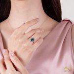 مدل انگشتر زنانه با نگین آبی توپاز و برلیان